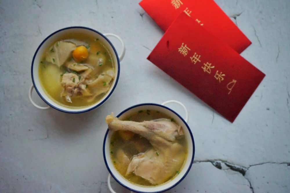 和猴沾亲带故，被称”素中荤“的猴头菇，过年用它炖鸡汤味道最鲜