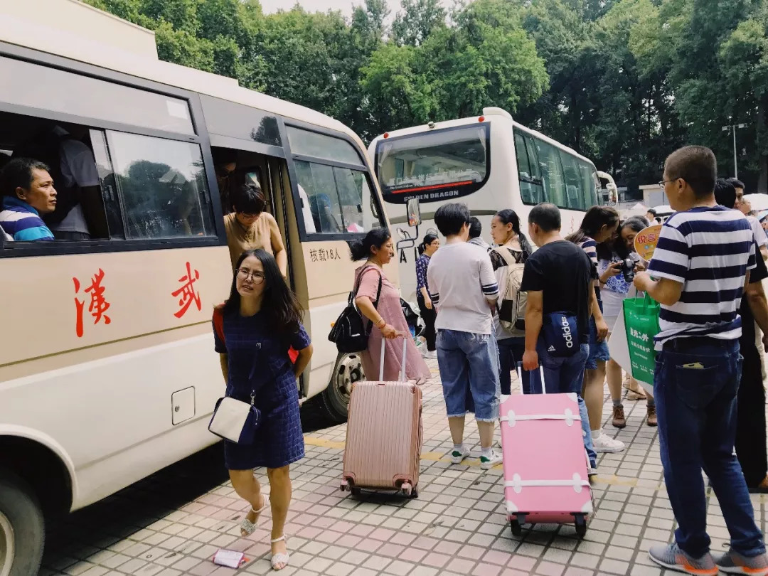 浙江683分考生滑档：志愿填报要合理，切记别过分追求“名校”