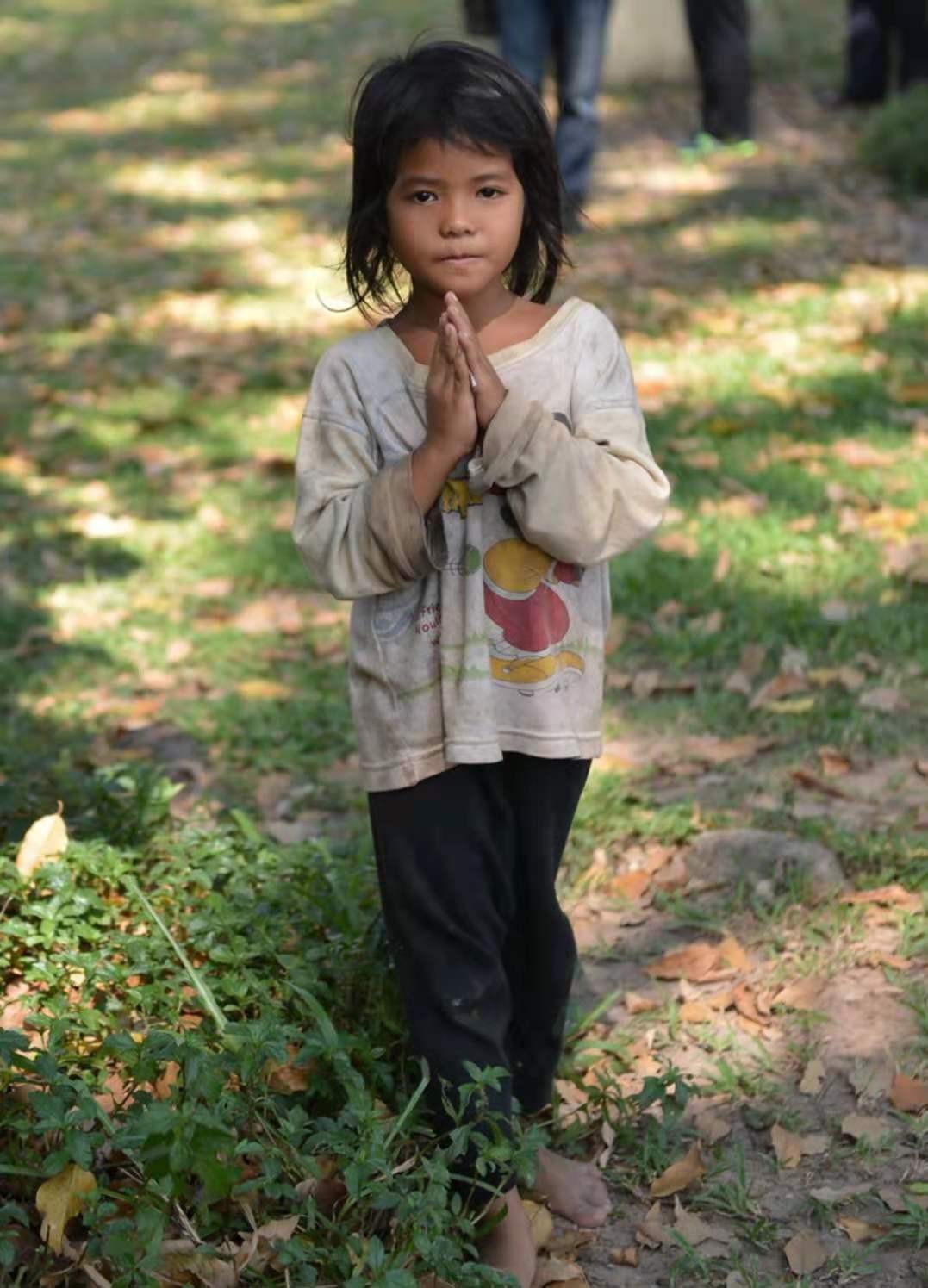 柬埔寨吴哥窟的悲歌：辍学的女童，接客的雏妓