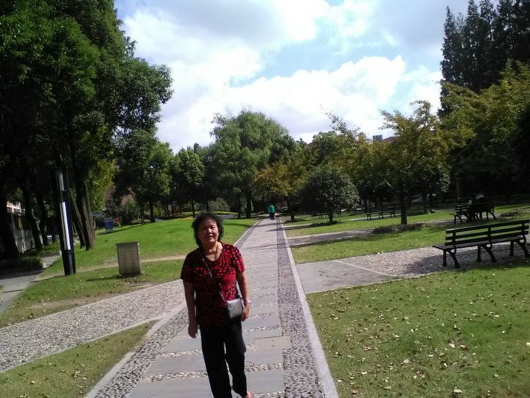 走进上海理工大学