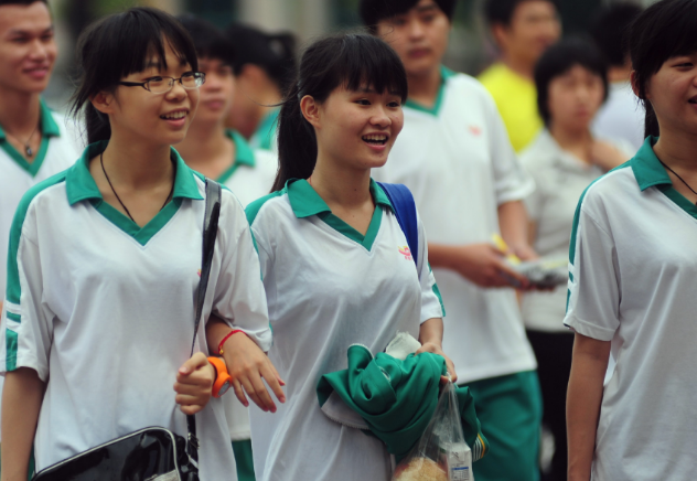 江苏高考女状元，遭到多所985名校拒绝录取，成为“最惨状元”