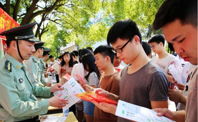 2021征兵新政策，这些情况政审无法通过，再优秀也将无缘军人梦