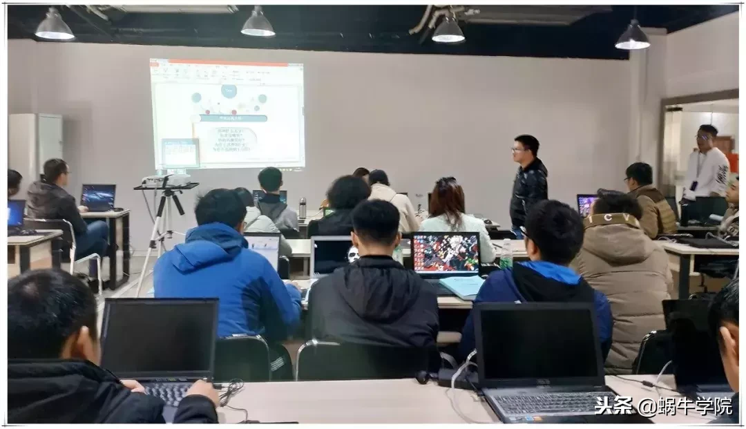 今天有人说：培训机构的骗子很多 蜗牛学院好像特别出名，因为……