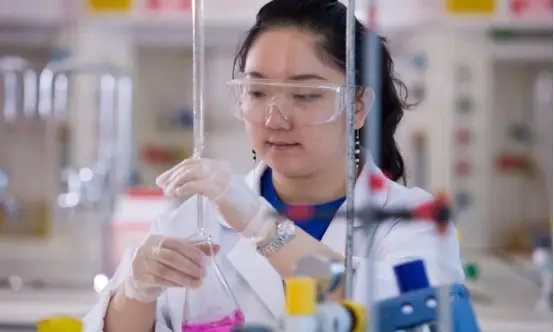 张雪峰最不建议上的专业（三大劝退专业，名字响亮就业难）