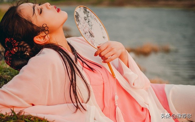 前女友用古文发，如何回复？网友回复太有才了