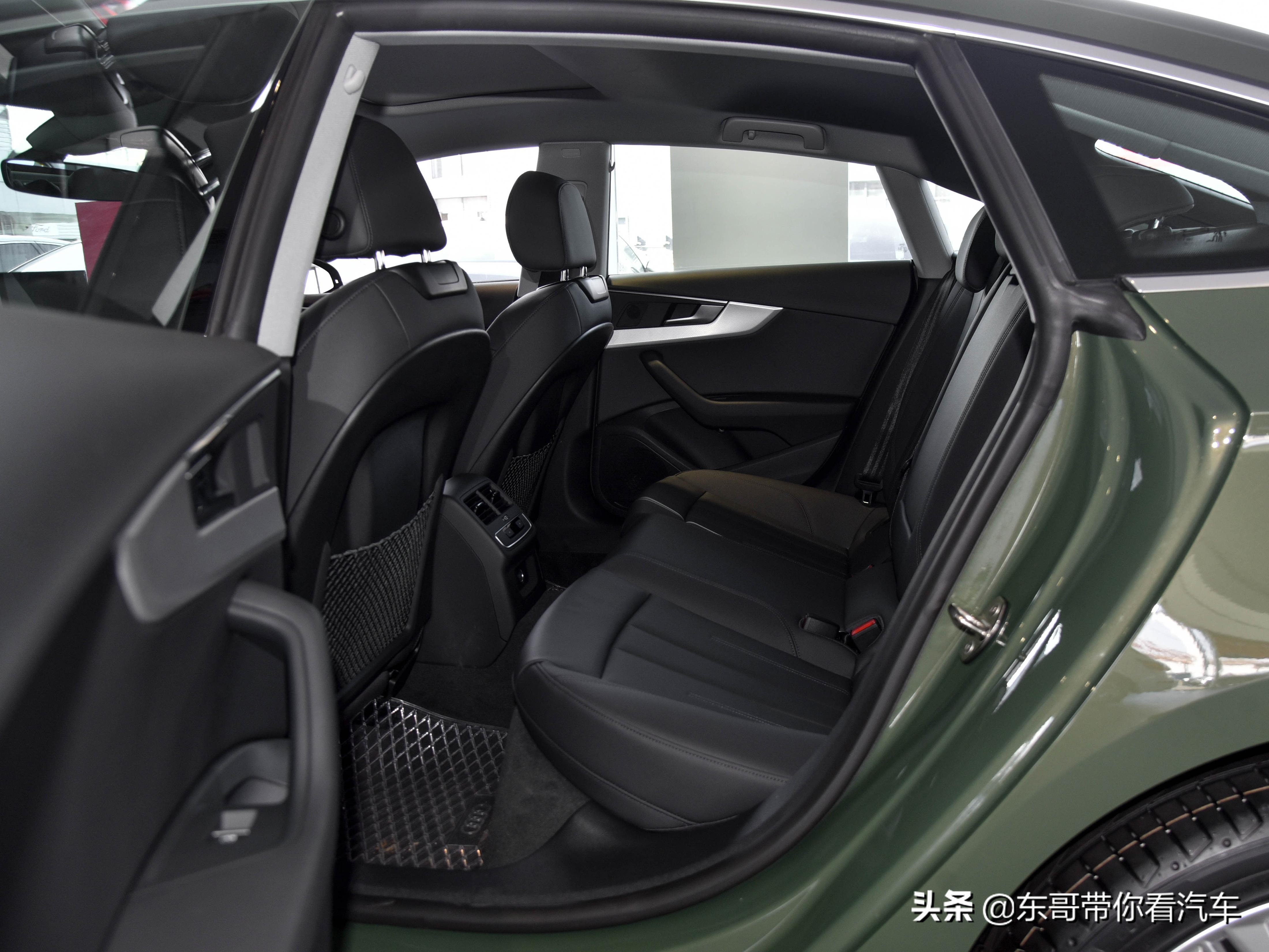 价格不贵原装进口，豪华品牌四门的高端好车，实拍奥迪A5