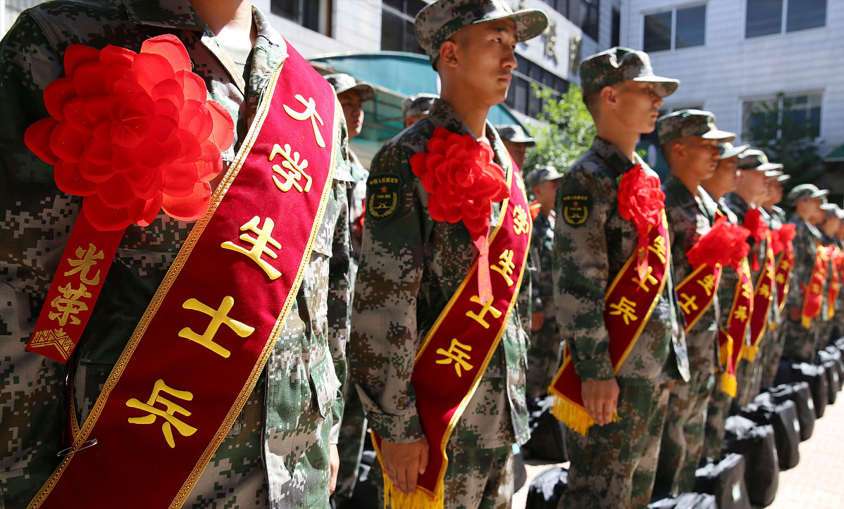 本科毕业生专业不符直招士官，参军入伍可以提干吗？建议了解