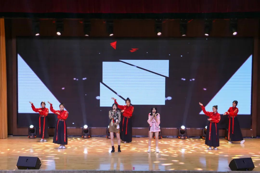 “书香致远 · 艺展芳华”—东阿县南湖行知学校艺术读书节来啦