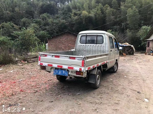 价格低廉性能可靠,这台老旧的五菱pn微卡,当年在农村是真好用