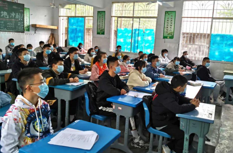 2021年全国中学排行榜出炉，人大附中仅排第三，上海中学表现亮眼