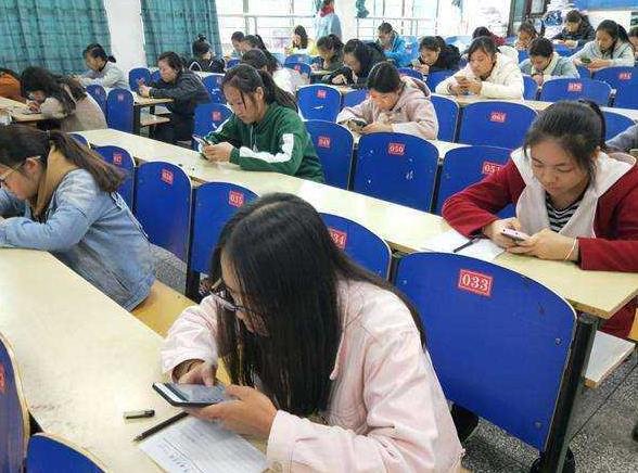 山东一女大学生火了，学习娱乐“两不误”？自创三位一体式学习法