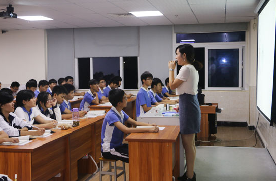 私立学校面临“刹车”，民办教师何去何从，转公之后能拿到编制吗