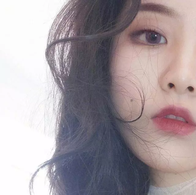 喜忧参半，心在起伏间学会了温柔与坚强。