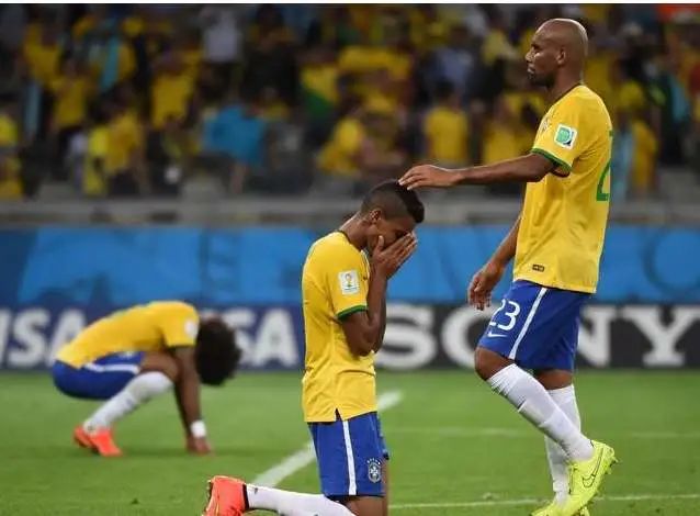 世界杯2014大比分(足球史上顶级强队十大最耻辱惨败！巴西都曾被狂灌7:1)