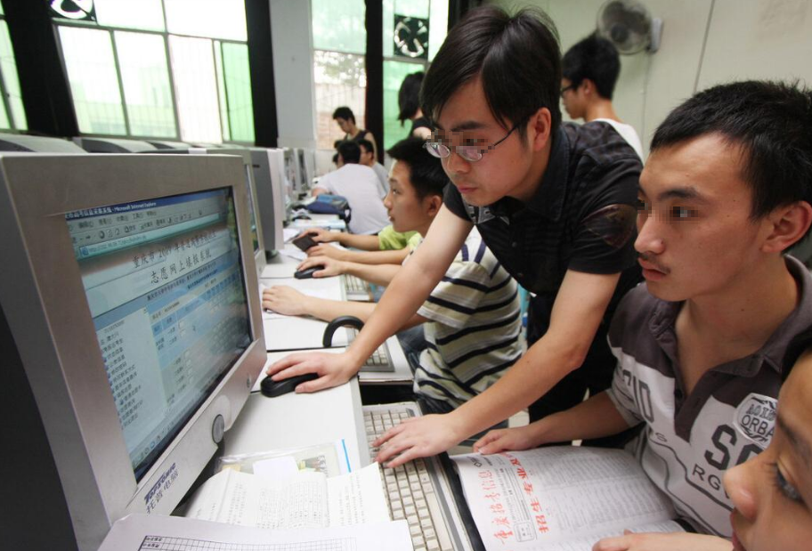 山东近5万考生无缘本科，滑档背后2个细节太关键，明年高考要当心