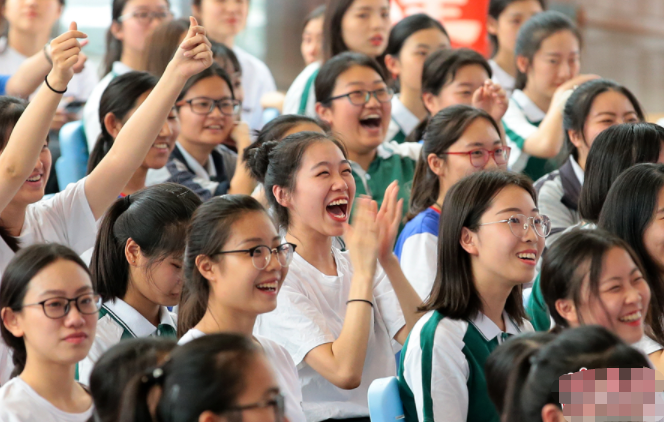 江西喜迎两所“顶尖高校”，其中一所落户赣州，当地考生热烈欢迎