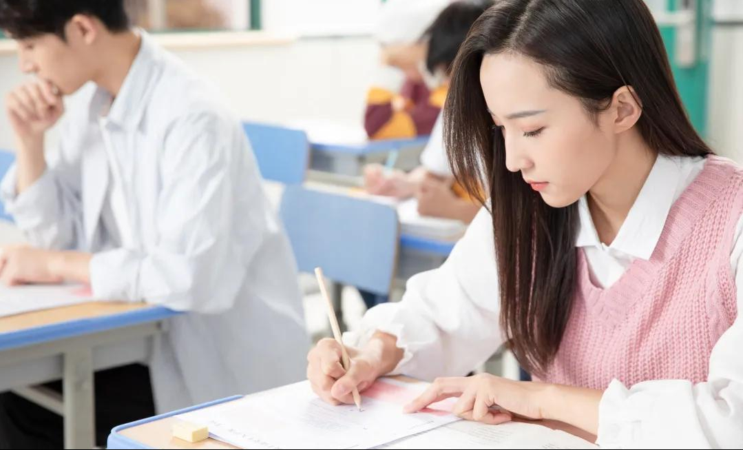 成人高考怎么考研究生？