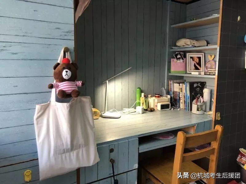 浙江高校宿舍条件大揭秘！住得比家里还好？