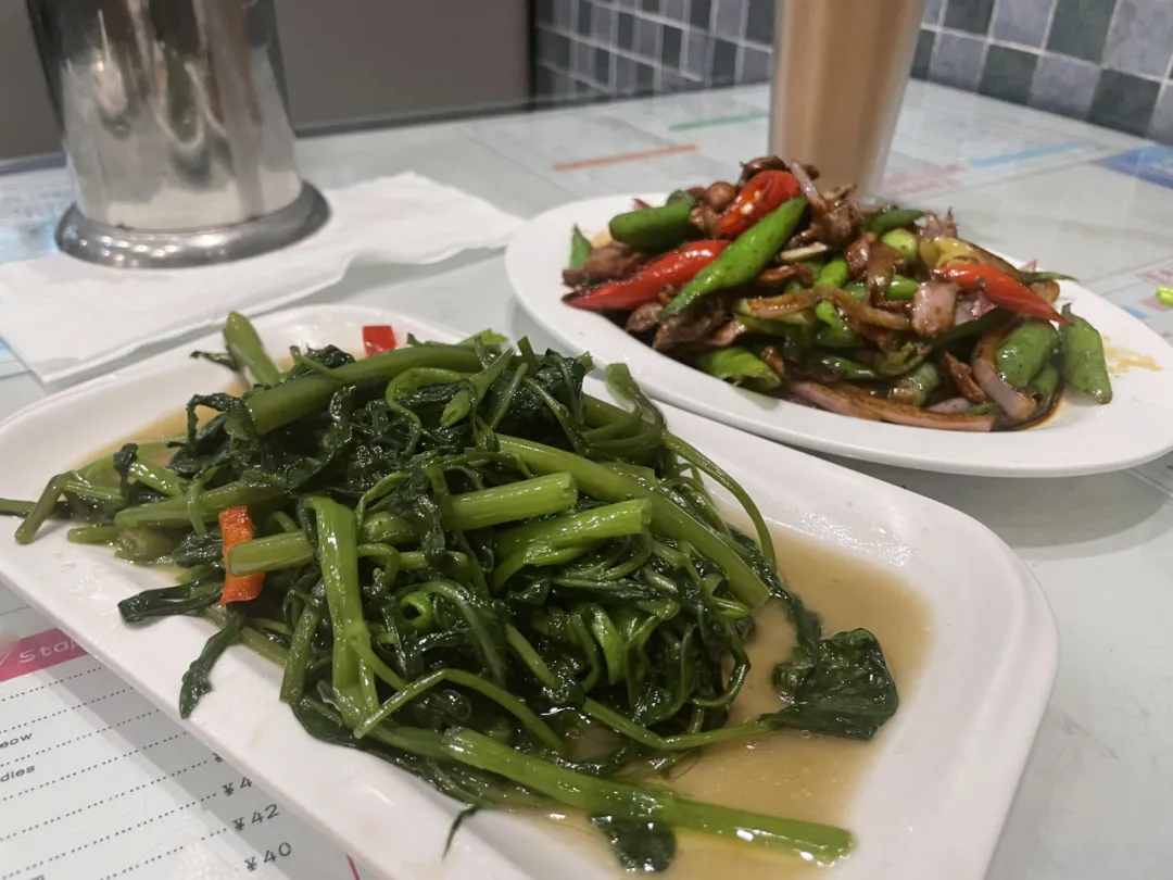 解鎖小馬路丨逛完天平路，讀懂路虎發(fā)現(xiàn)運動P300e的混合理論