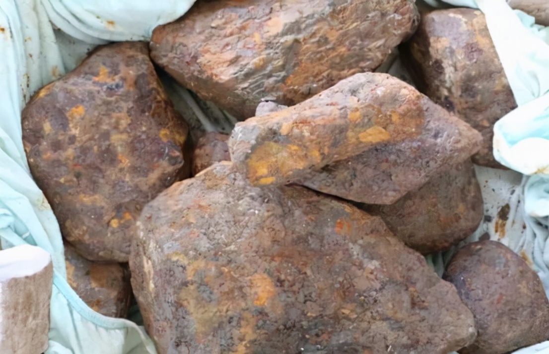 深圳海关查获半吨陨石，伪装成黄铁矿进口，半吨陨石值多少钱