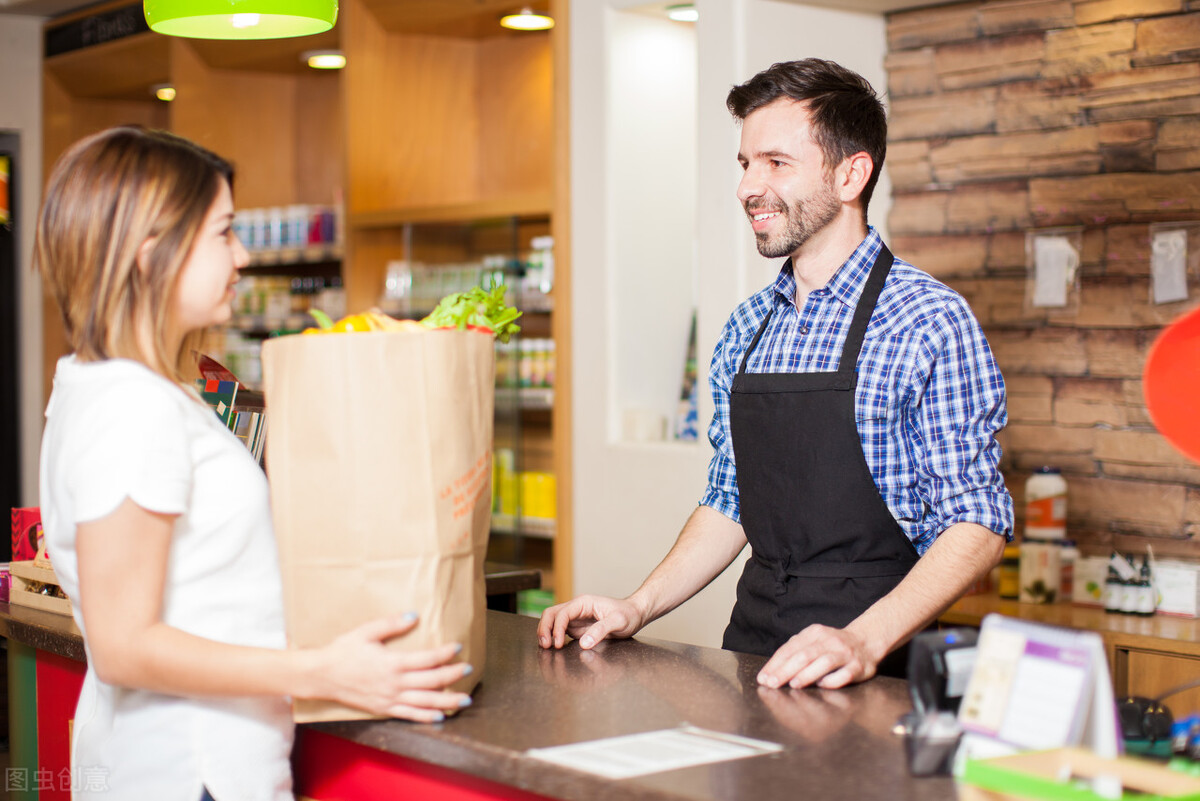 Supermarket English: Essential Shopping Phrases for Checkout Conversations