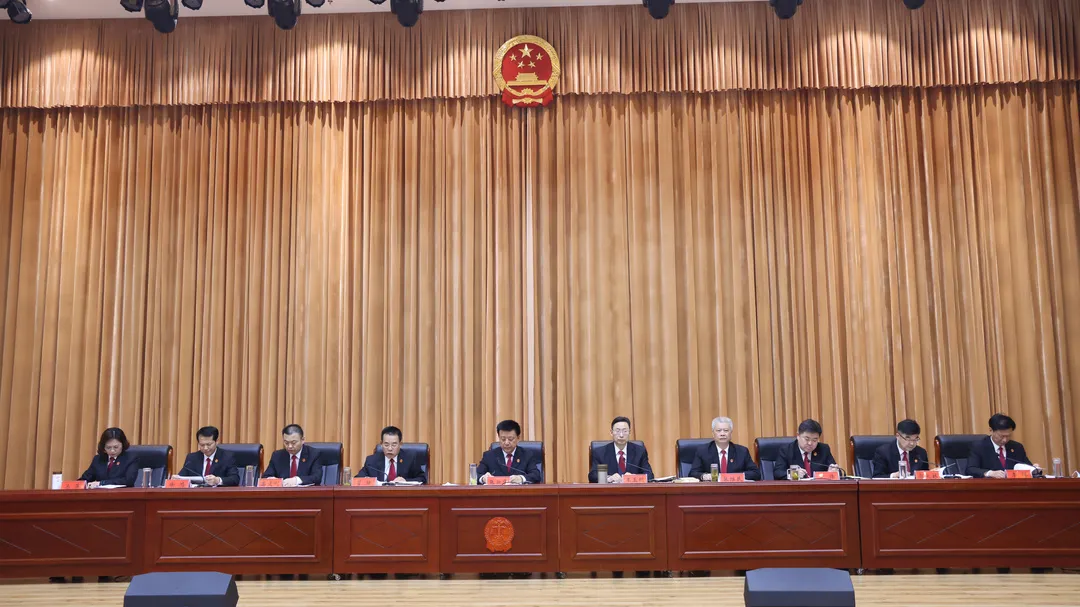 信阳中院召开全市法院优化法治化营商环境暨重点工作推进会
