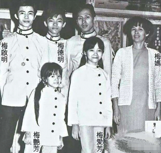 1992年5月4日午夜,黄朗维打梅艳芳一巴掌,第二天被砍成重伤遭灭口