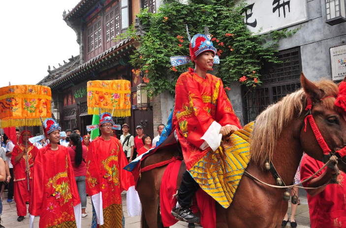 高一成绩全校倒数，高考以第一考上北大，网瘾少年如何逆袭成功？