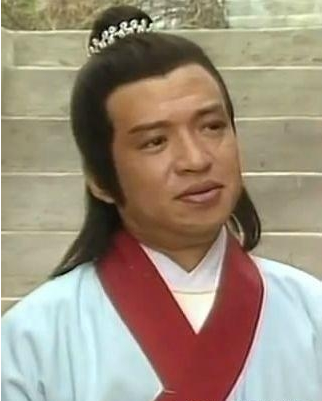 他是不一般的甘草演员，家世不一般的显赫，人缘不一般的好