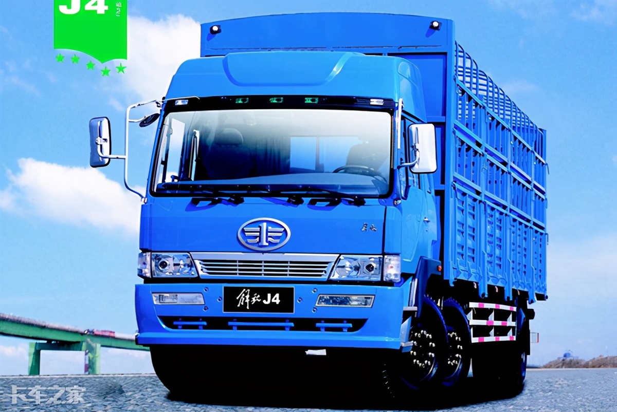 从硬板凳到双人大卧铺,从舒适度看卡车变迁史