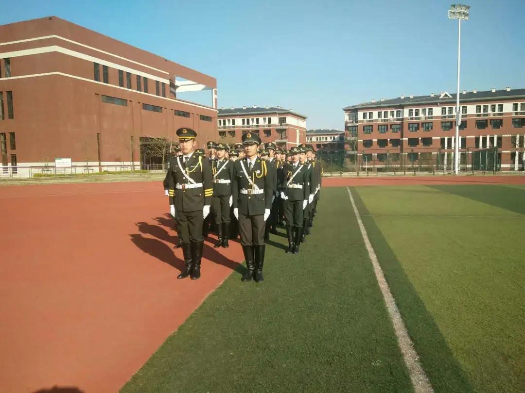 大连枫叶职业技术学院大学生参军入伍政策