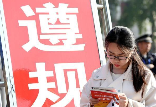 “专科生”到底算大学生吗？官方给出答案，不要用无知否定别人