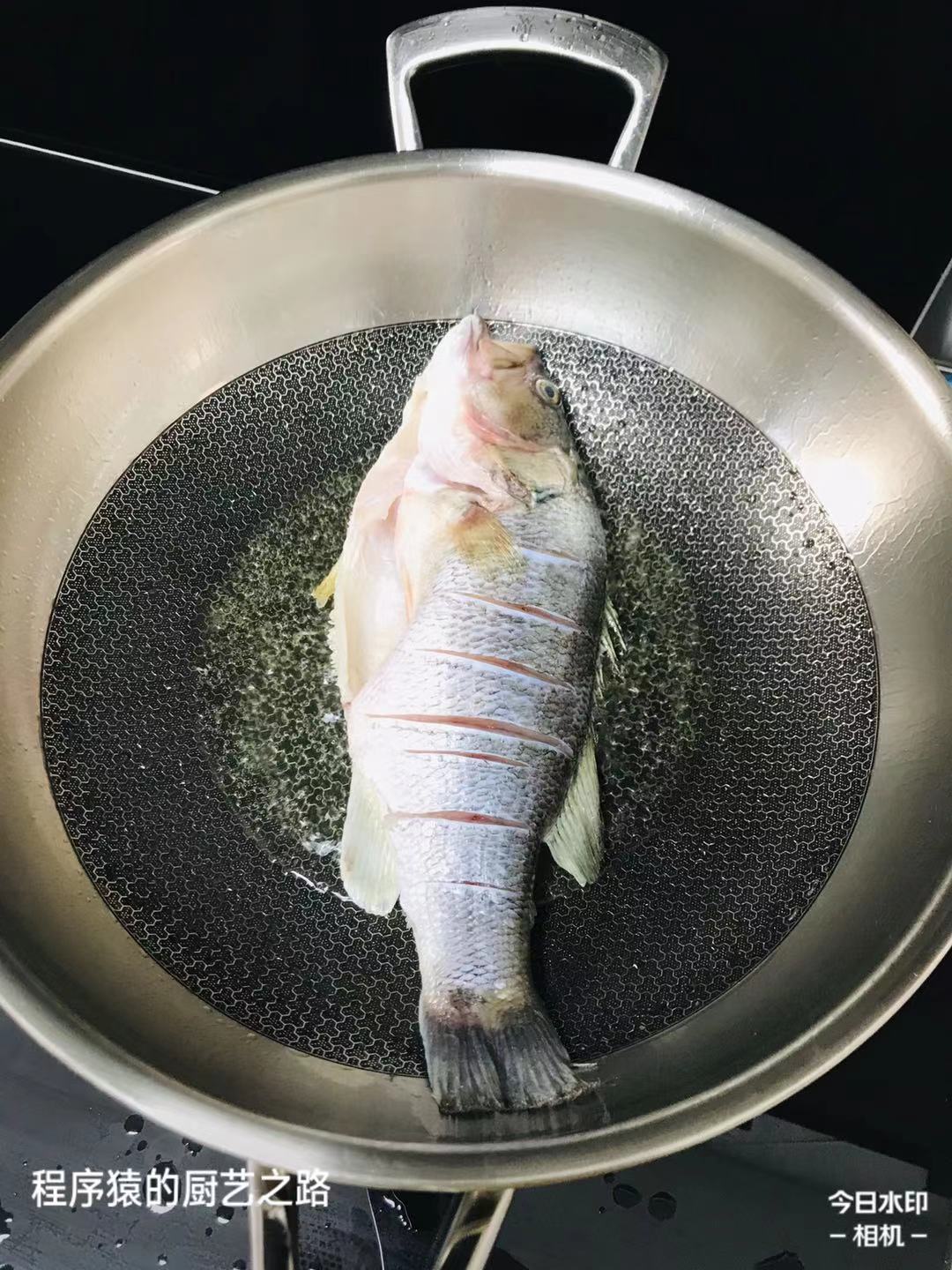 菜谱：红烧鲈鱼
