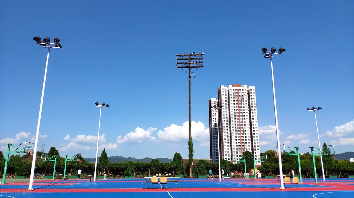 学生想学师范？务必考虑这四个“含金量”高的专业，发展前景好