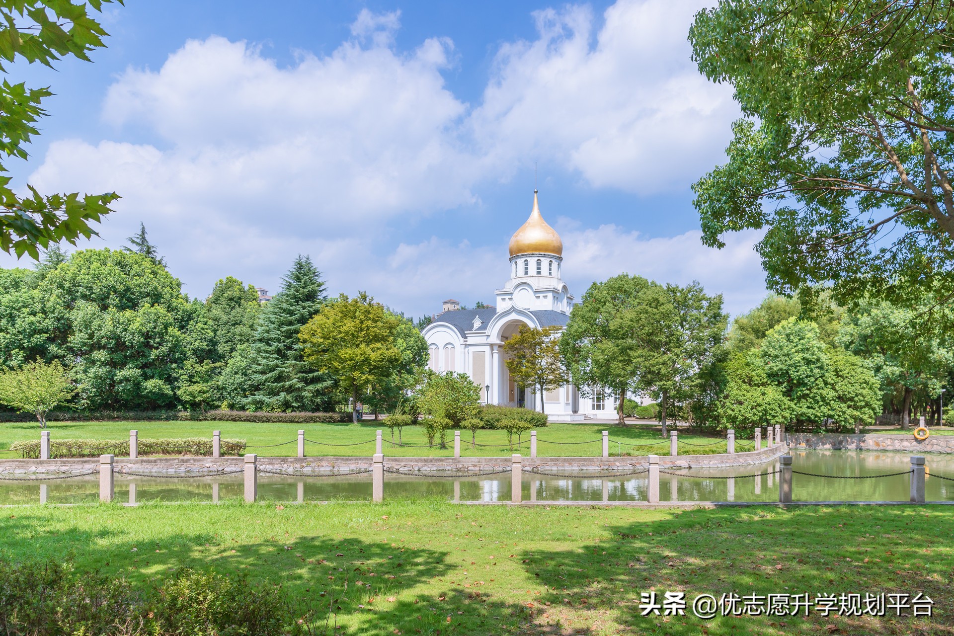 我国语言类大学中的“四朵金花”！毕业好就业，薪资待遇也很高