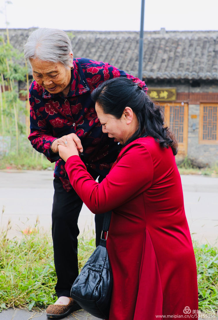 10月7日重阳节，十几首诗词100幅照片，致敬天下老年人