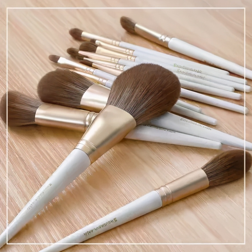 均價(jià)幾十塊還包郵？這些平價(jià)國(guó)貨彩妝好用到爆