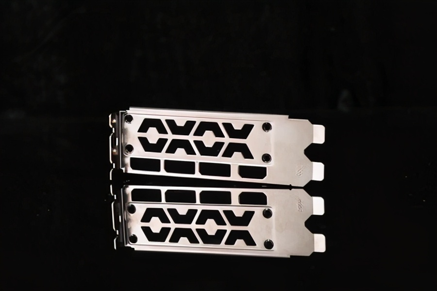2021年度巨献：NVIDIA RTX 3080显卡横评 中