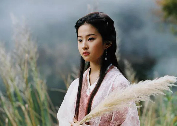 星星眼，鹅蛋脸，古装美女我只服这7位，看她们是如何惊艳四座的
