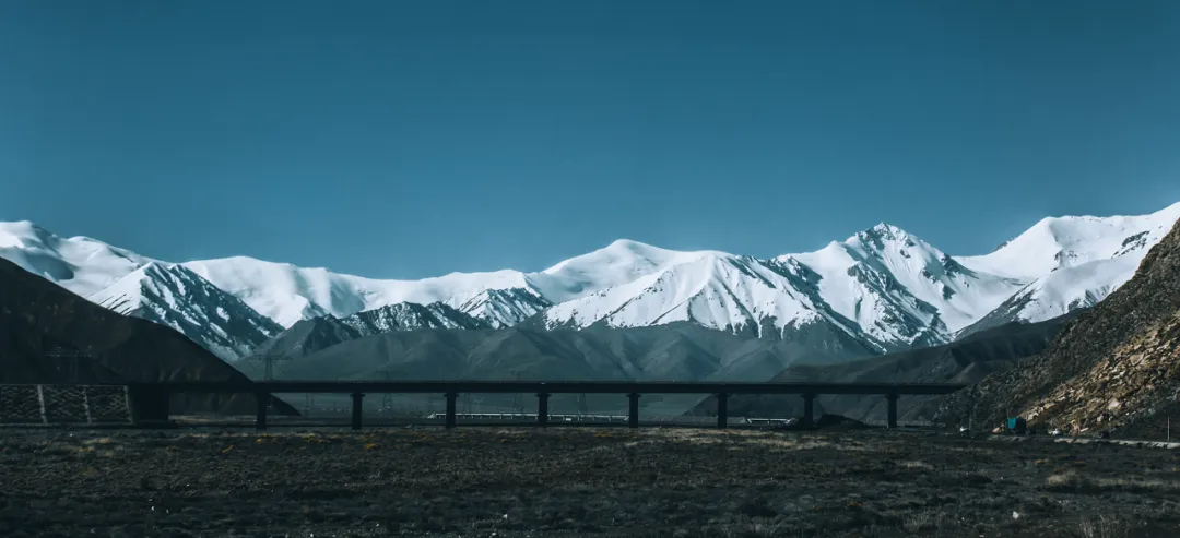 世界上最大的山脉（撑起华夏气势的10座超级山脉）