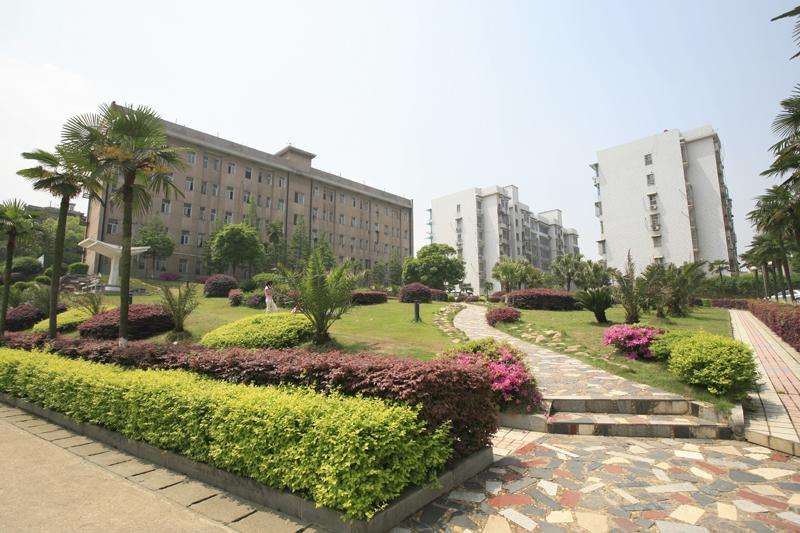 2020晋升一本！两所高校位于省会，录取分460—540左右，值得报考