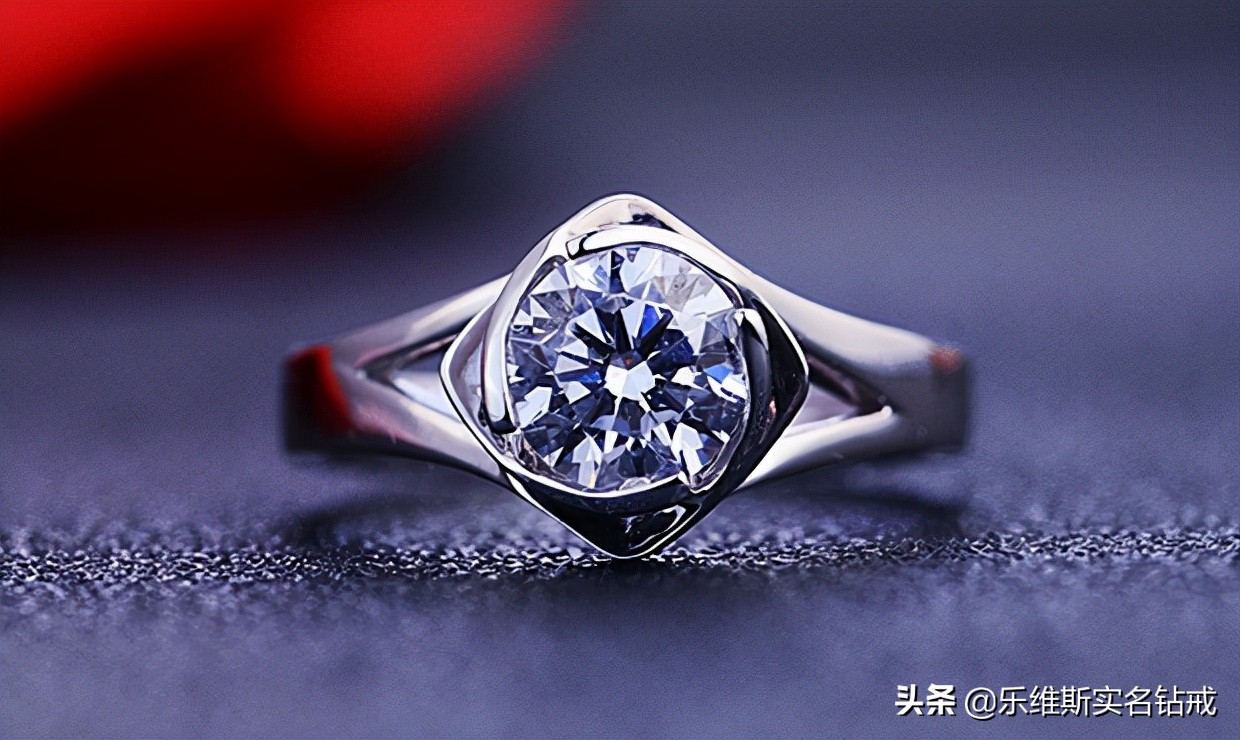 什么是頂級鉆戒？頂級鉆戒貴不貴？國慶節買頂級鉆戒劃算嗎？