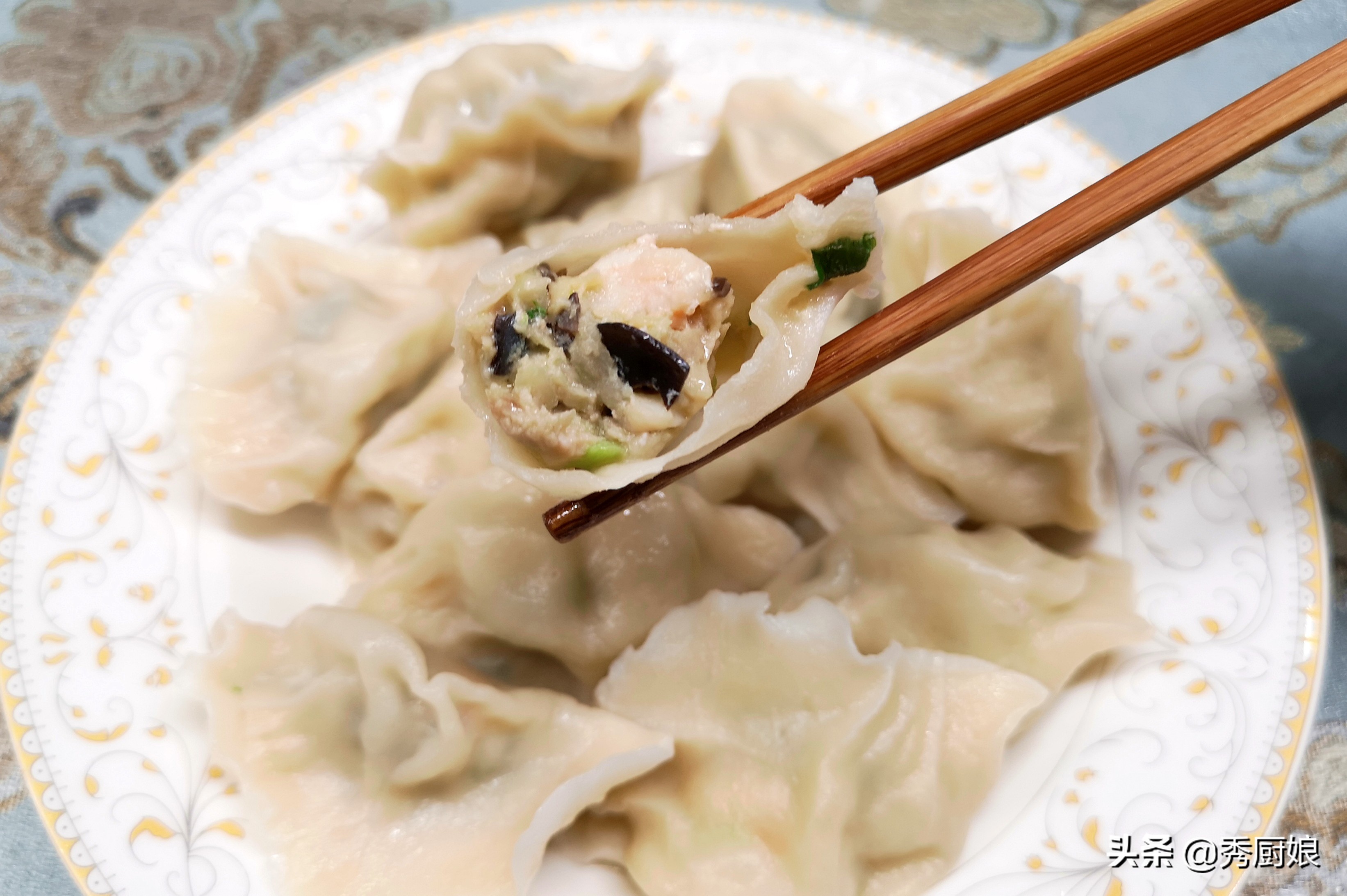 三鮮餡餃子的做法,三鮮餡餃子的做法蝦仁韭菜