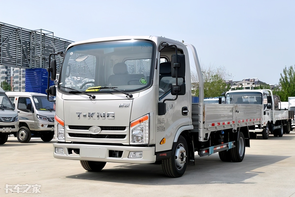 唐骏金利卡蓝牌4米2轻卡性价比还不错