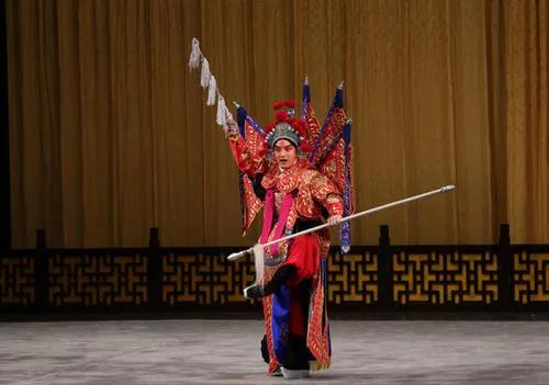 千古猛将杨再兴，一位勇猛程度超过演义小说的大好男儿