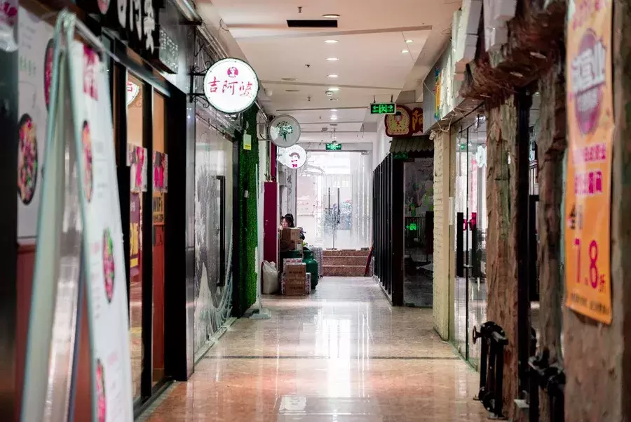 这条魔鬼美食街从头走到尾，我胖了10斤（上）