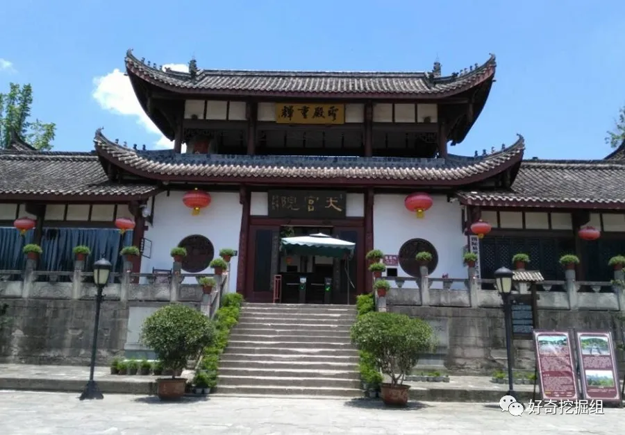 李淳风和袁天罡的关系是什么（袁天罡李淳风的推背图）