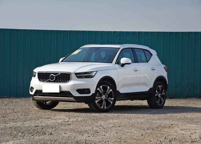 上班族手握20多万预算，可考虑这3款车型，开出去面子里子都有