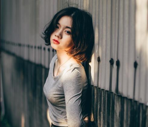 挚友相伴，岁月如歌。你的善良与坚韧感染着我，每一次分享都让我感受到真挚的友情力量。感谢有你，让平凡日子熠熠生辉！