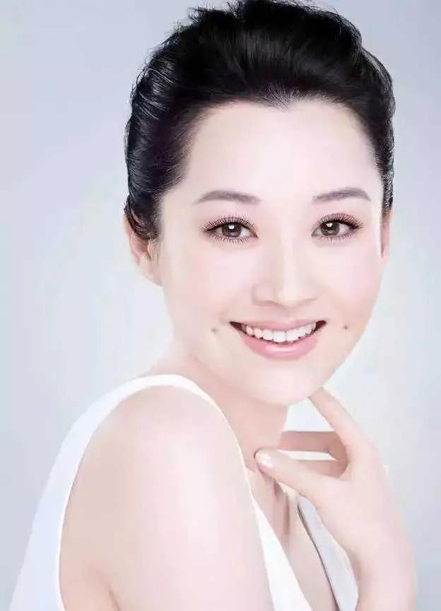30张美女写真照，诠释了30种不同类型的美